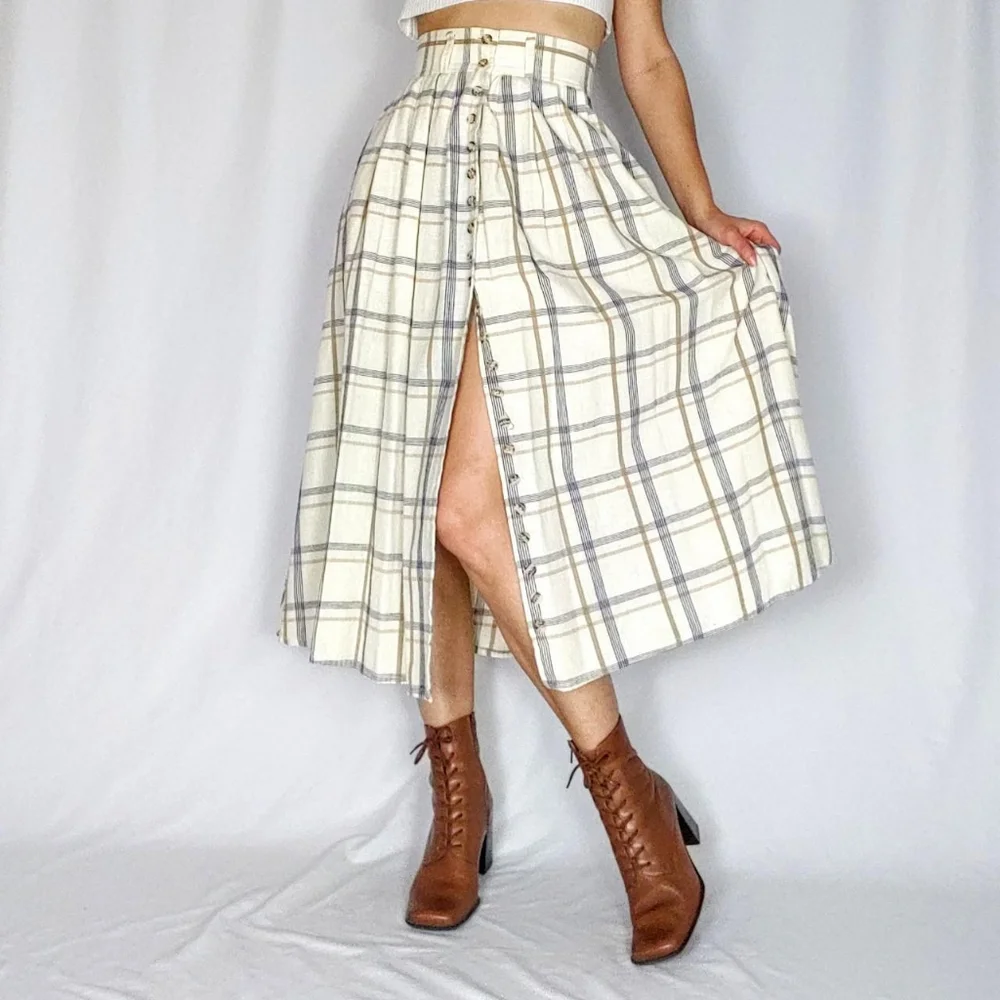 SOLD 80s plaid A-line, full skirt - Picture 1 of 4